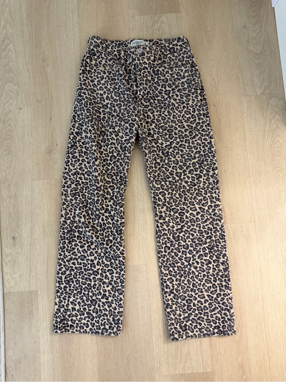 Abercrombie & Fitch Leopard Print Straight Leg Jeans - short inseam